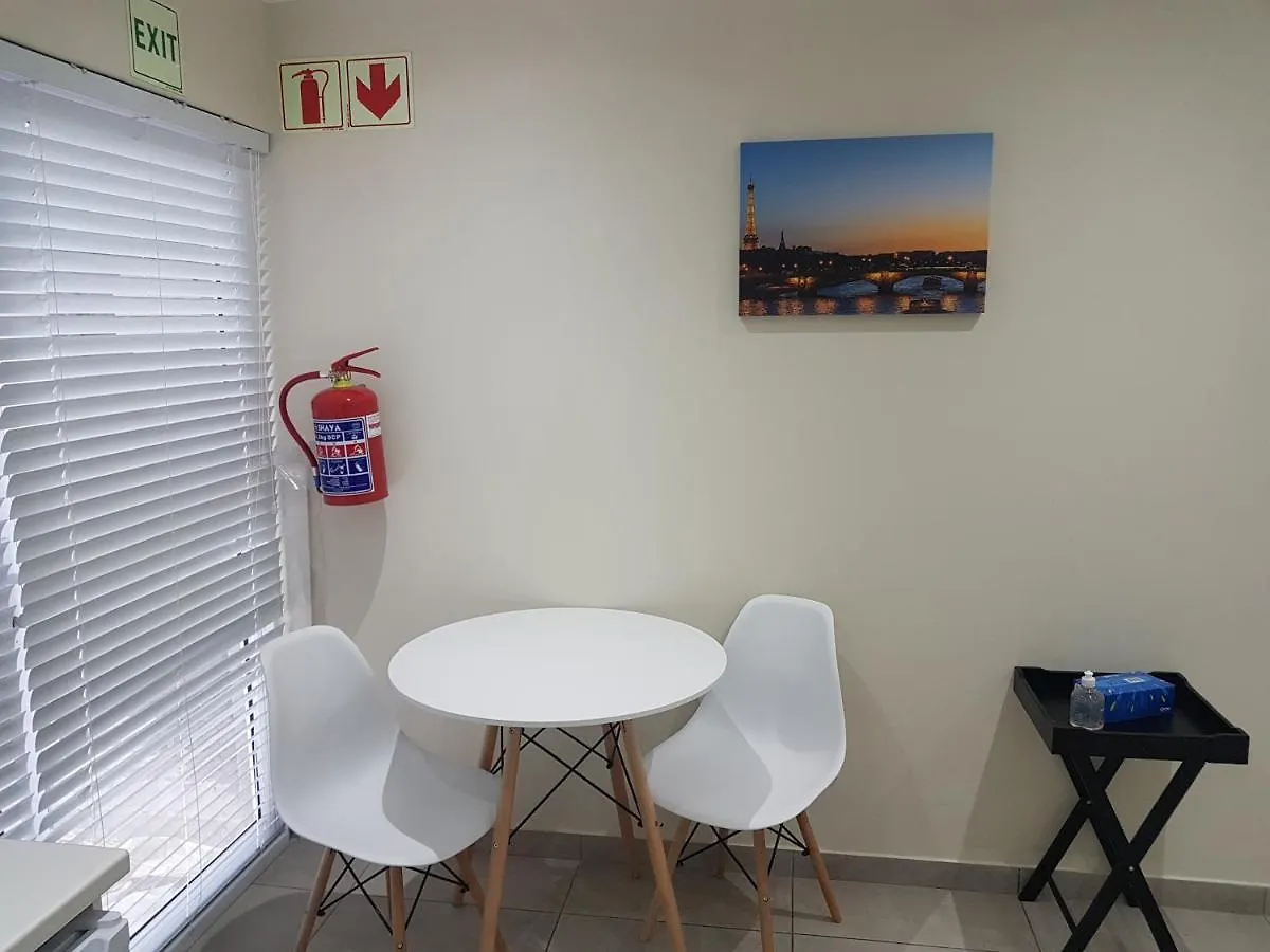 Sharon'S House: Modern Self-Catering Rooms Kapstadt